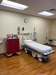 Comfortable waiting area for patients at RapidCare 24-hour ER in San Antonio